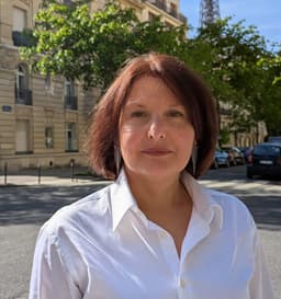 Marie Houlier, conseillère immobilière Leggett à Paris et en Île-de-France